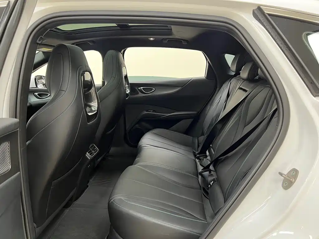 BYD Seal 06 — миниатюра 16