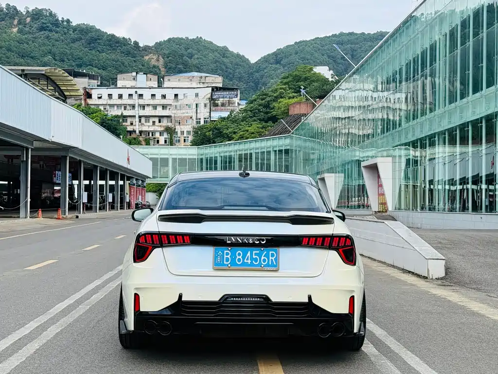 Lynk & Co 03 — миниатюра 5