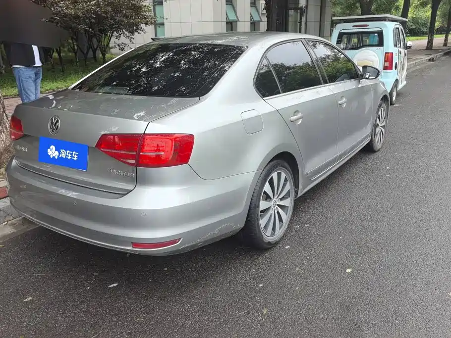 Volkswagen Sagitar — миниатюра 3