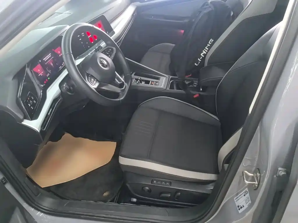 Volkswagen Golf — миниатюра 15