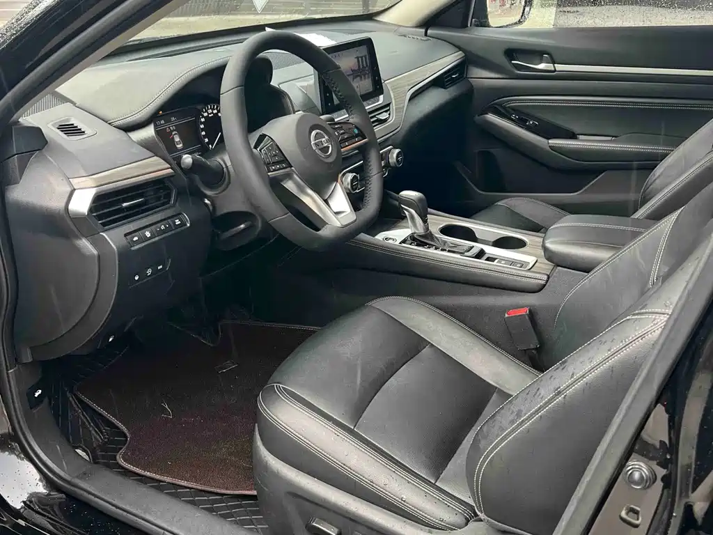 Nissan Teana — миниатюра 7
