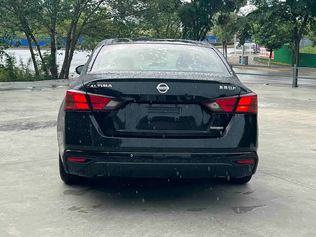 Nissan Teana — миниатюра 5