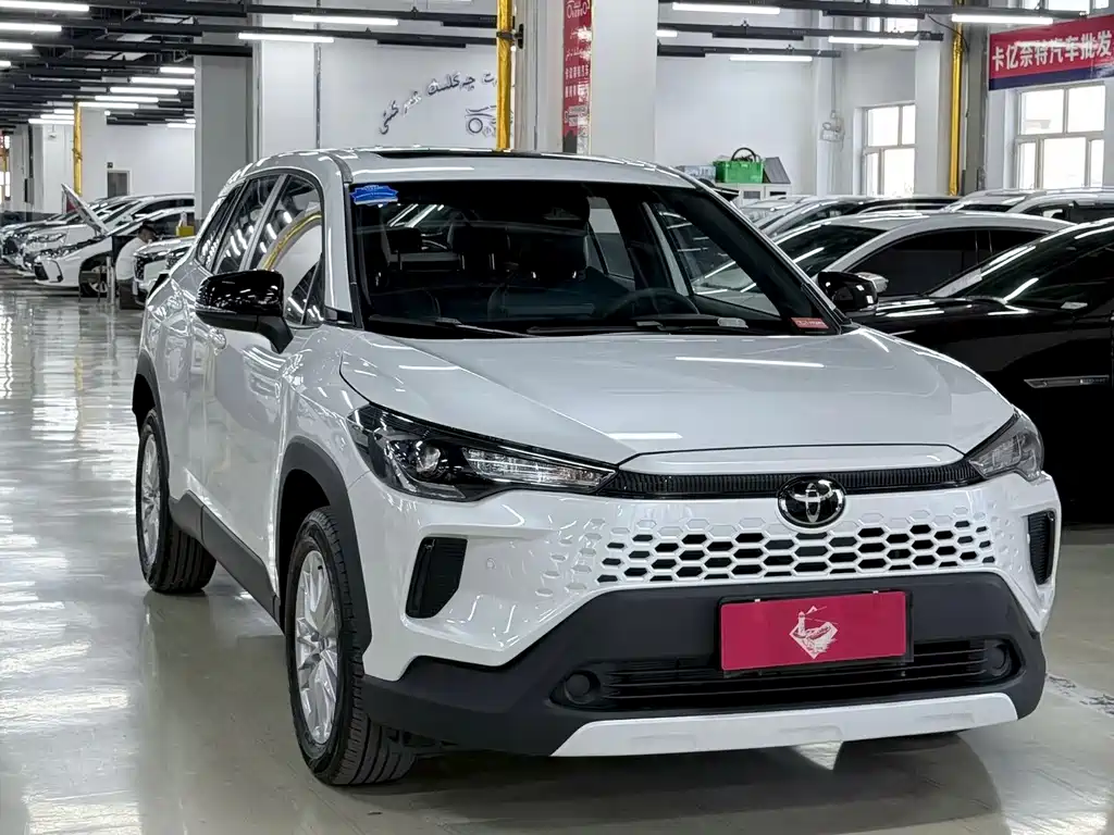 Toyota Corolla Cross — миниатюра 3