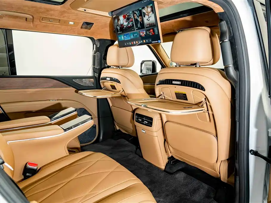 Yangwang Yangwang U8 L — миниатюра 23
