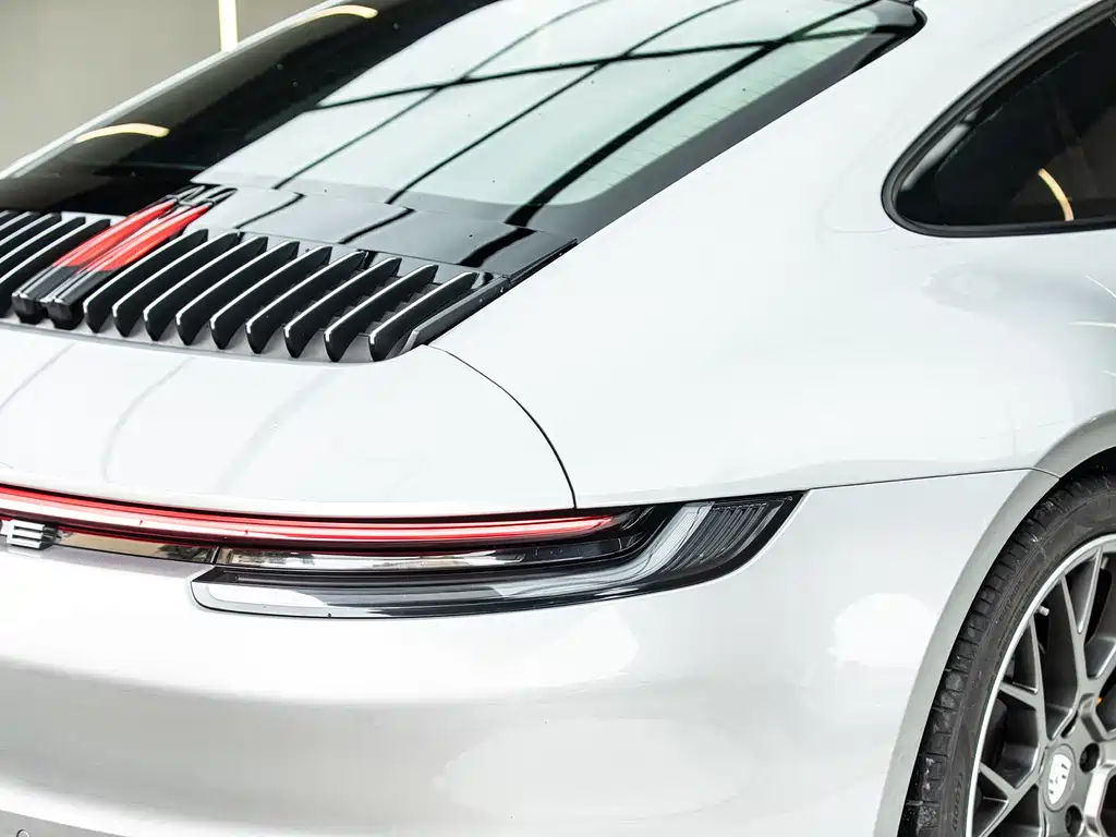 Porsche 911 2020 Carrera 4 3.0T