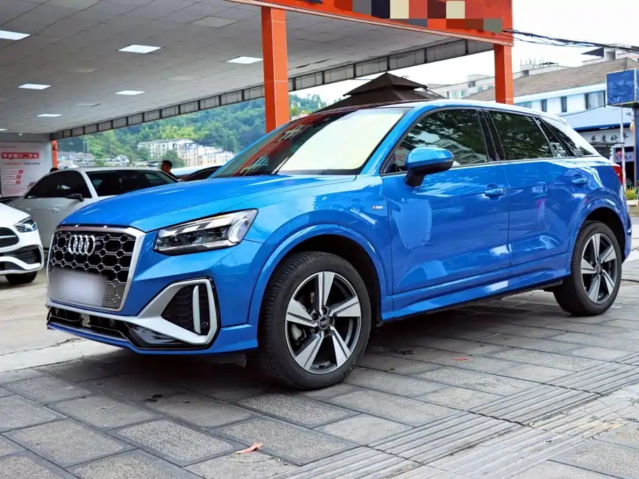 Audi Q2L — миниатюра 2