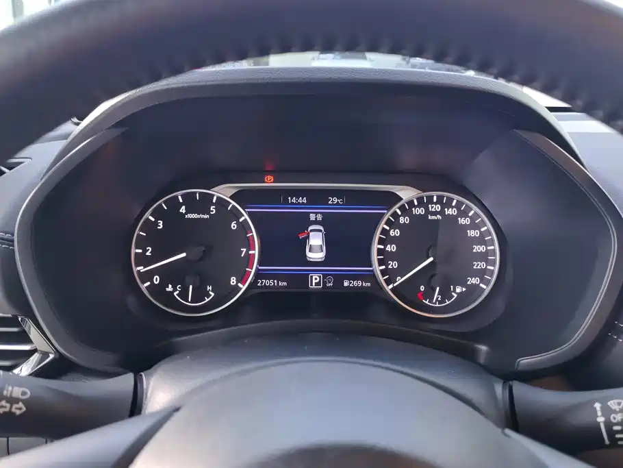Nissan Sylphy — миниатюра 14