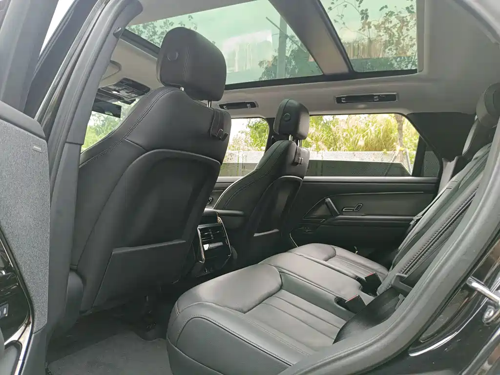 Land Rover Sport — миниатюра 7