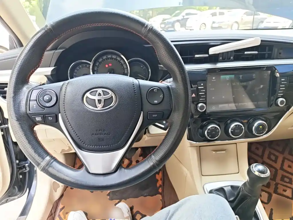 Toyota Corolla — миниатюра 10