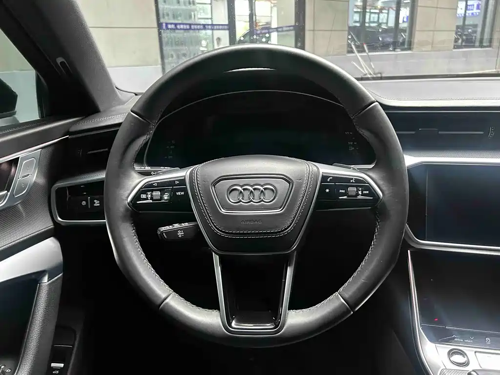 Audi A6L 2025 45 TFSI