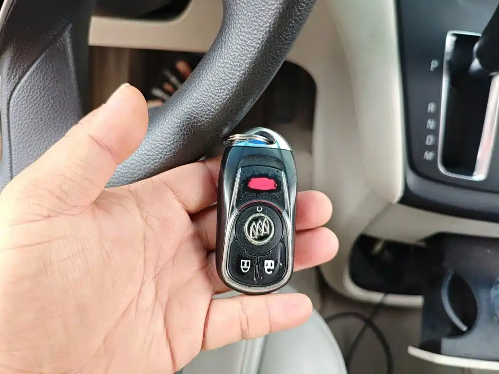 Buick GL8 — миниатюра 12