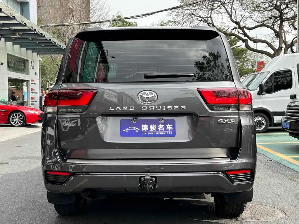 Toyota Land Cruiser — миниатюра 6