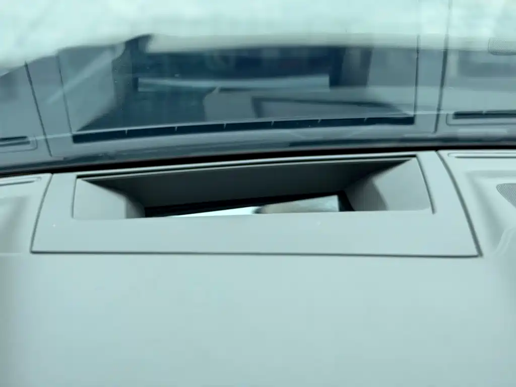 Volkswagen Touareg 2023 3.0TSI Sport
