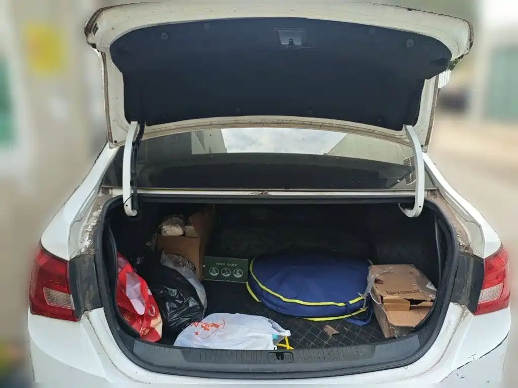 Buick Excelle — миниатюра 20