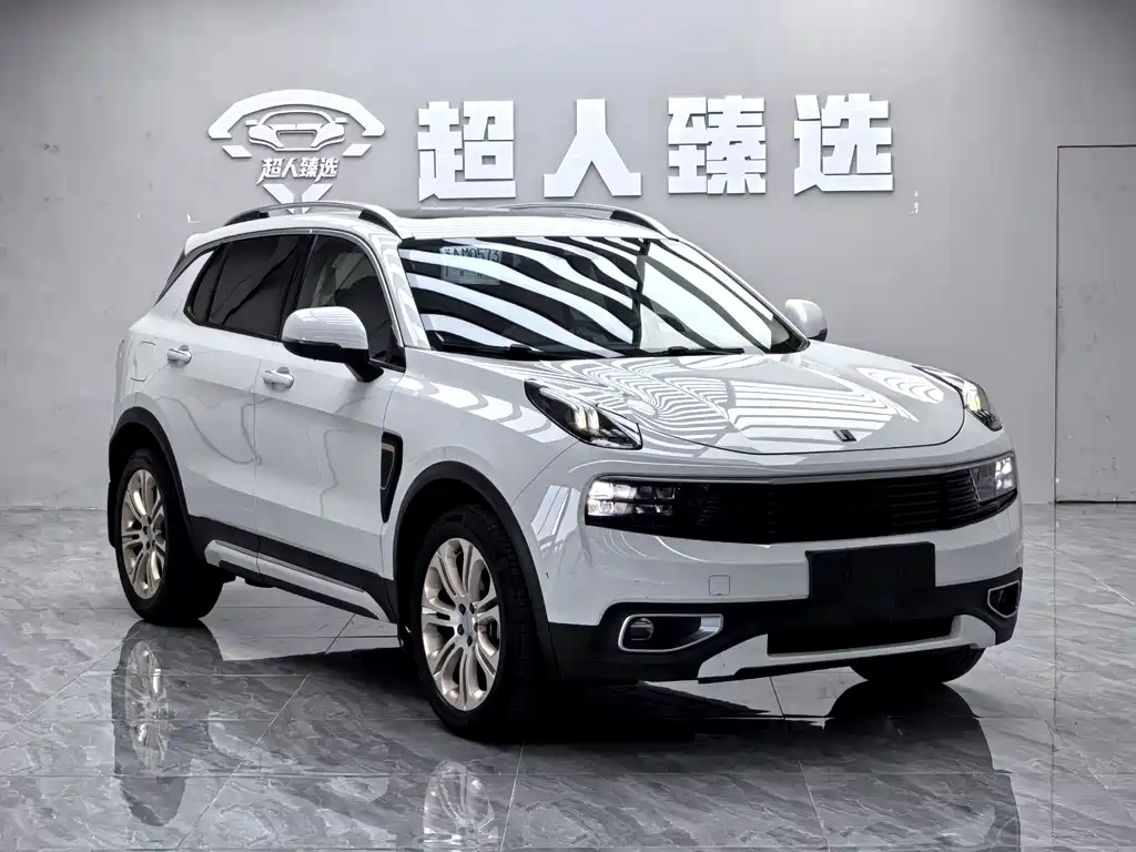 Lynk & Co 01 2017 2.0T Pro