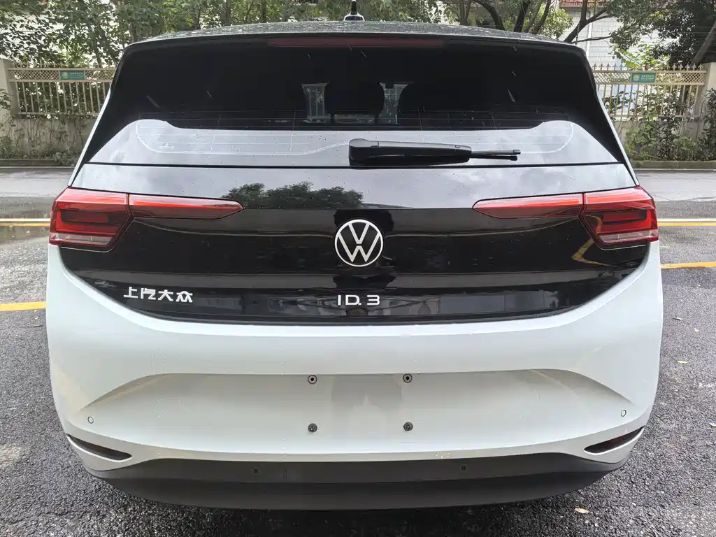 Volkswagen ID.3 — миниатюра 11