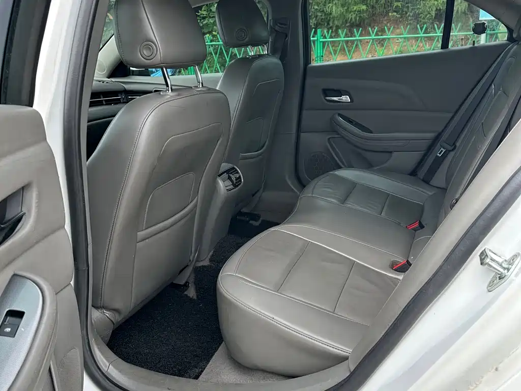 Chevrolet Malibu 2014 2.0L AT Luxury