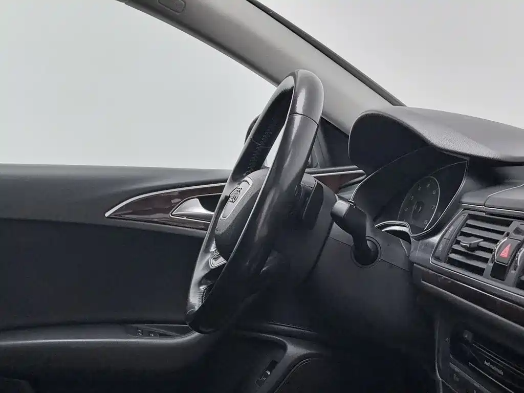 Audi A6L — миниатюра 22