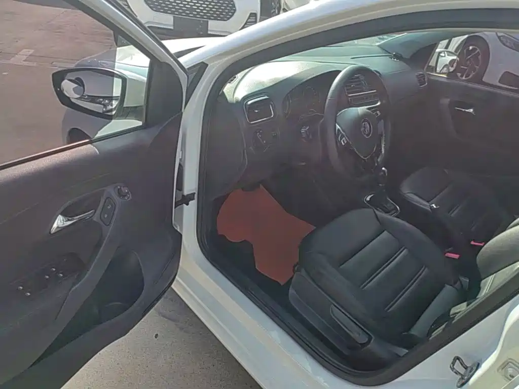 Volkswagen Polo — миниатюра 16