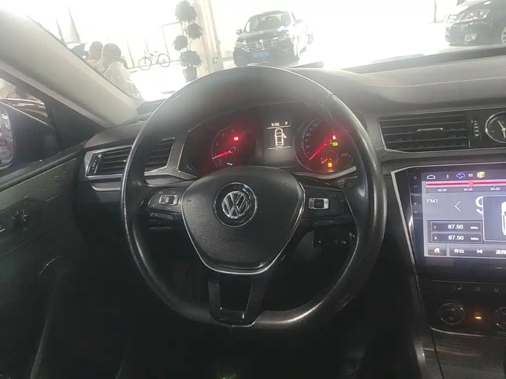 Volkswagen Passat — миниатюра 11