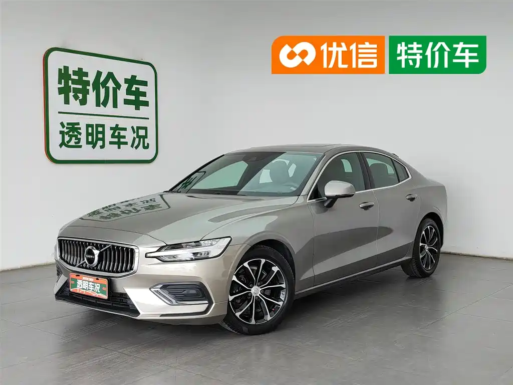 Volvo S60 2022 B4 Luxury