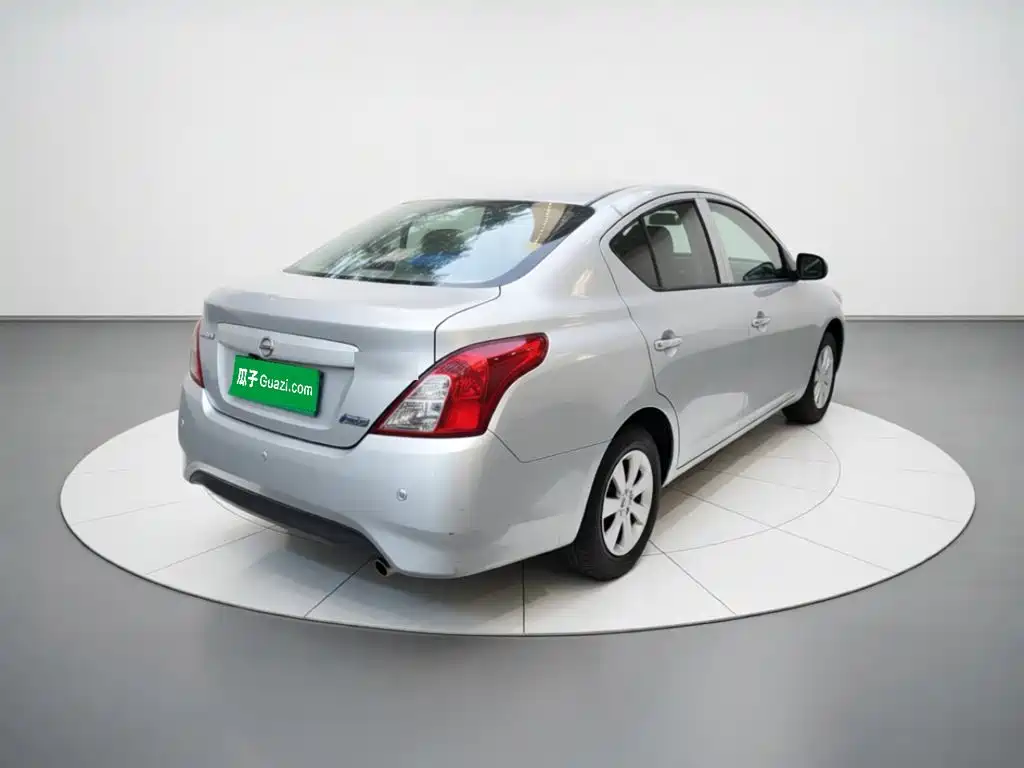 Nissan Sunny — миниатюра 4