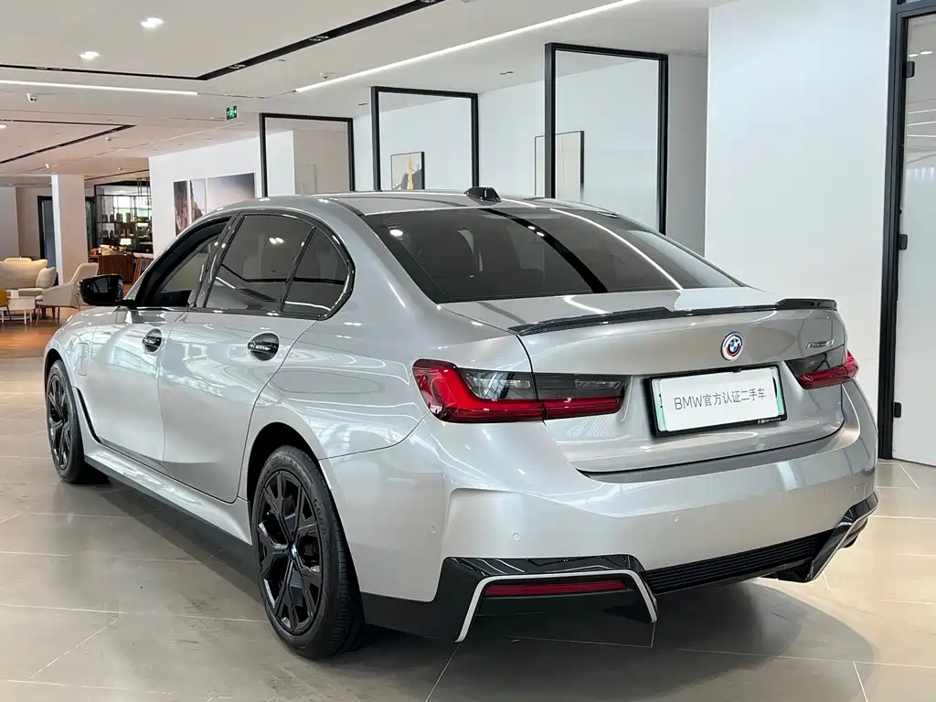 BMW i3 — миниатюра 17