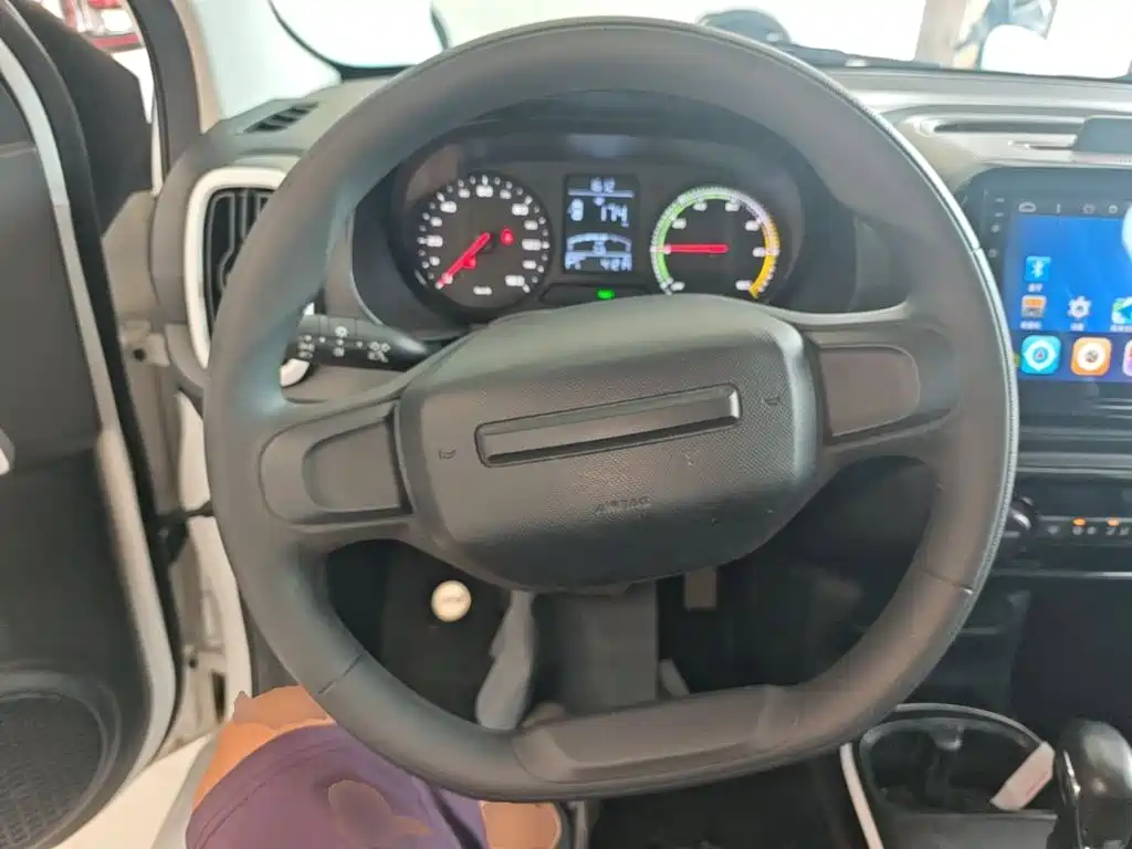 Roewe Clever — миниатюра 11