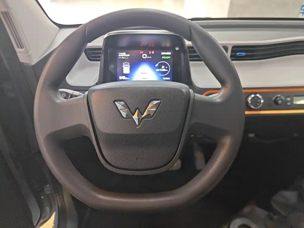 Wuling MINIEV — миниатюра 11