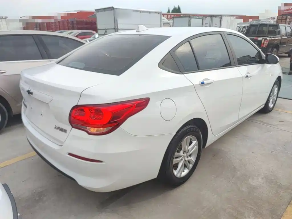Chevrolet Cavalier — миниатюра 7