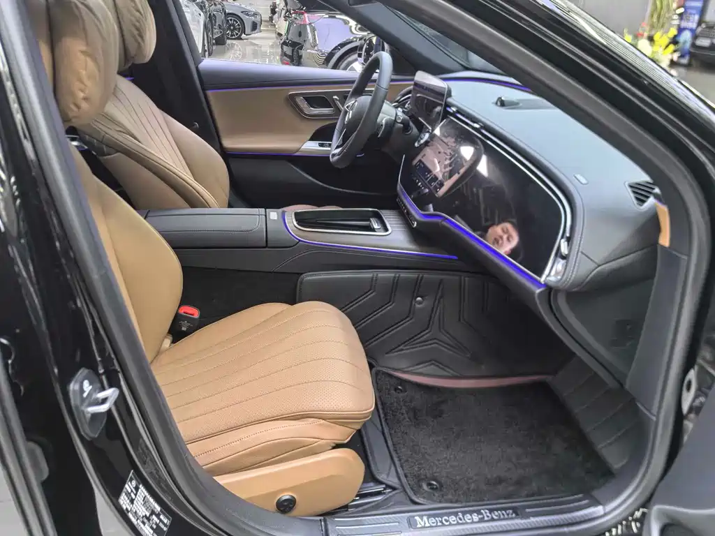 Mercedes-Benz E-Class New Energy — миниатюра 14