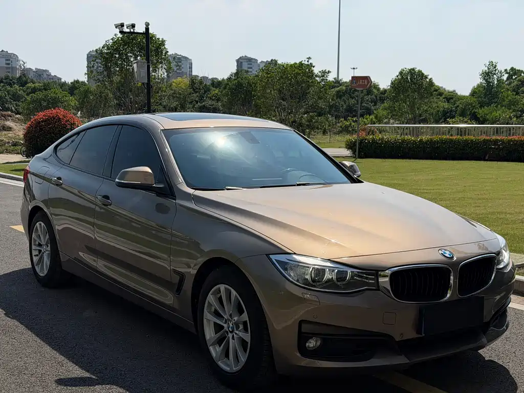 BMW 3 Series GT 3 GT 2016 320i Fashion