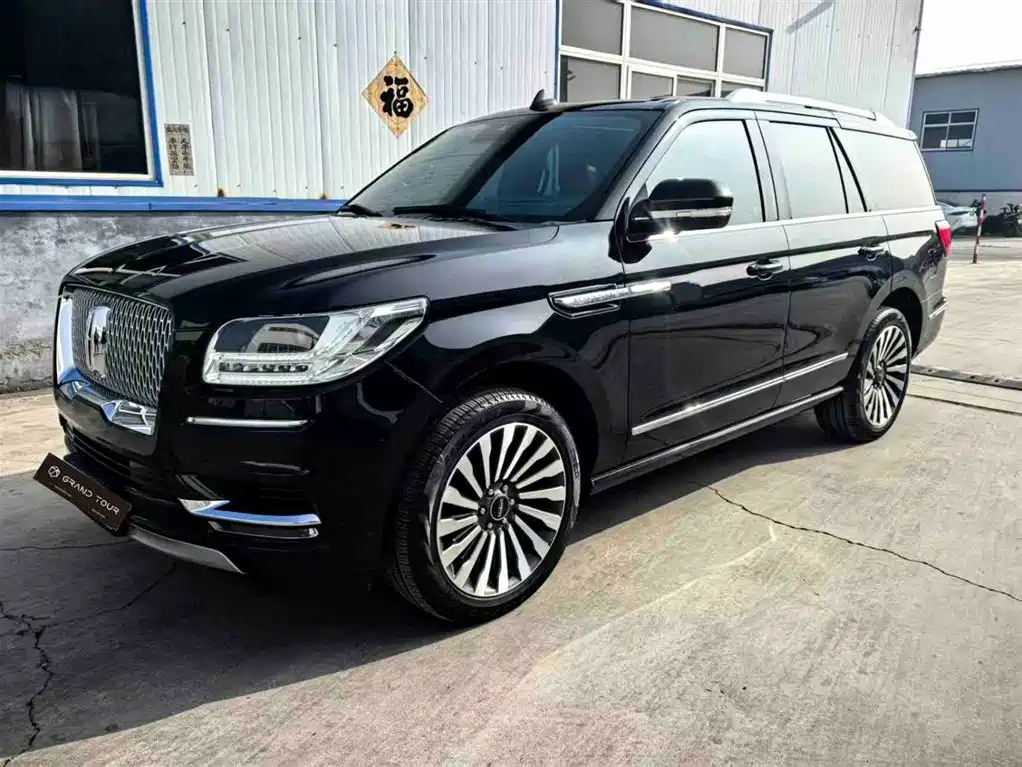 Lincoln Navigator 2022