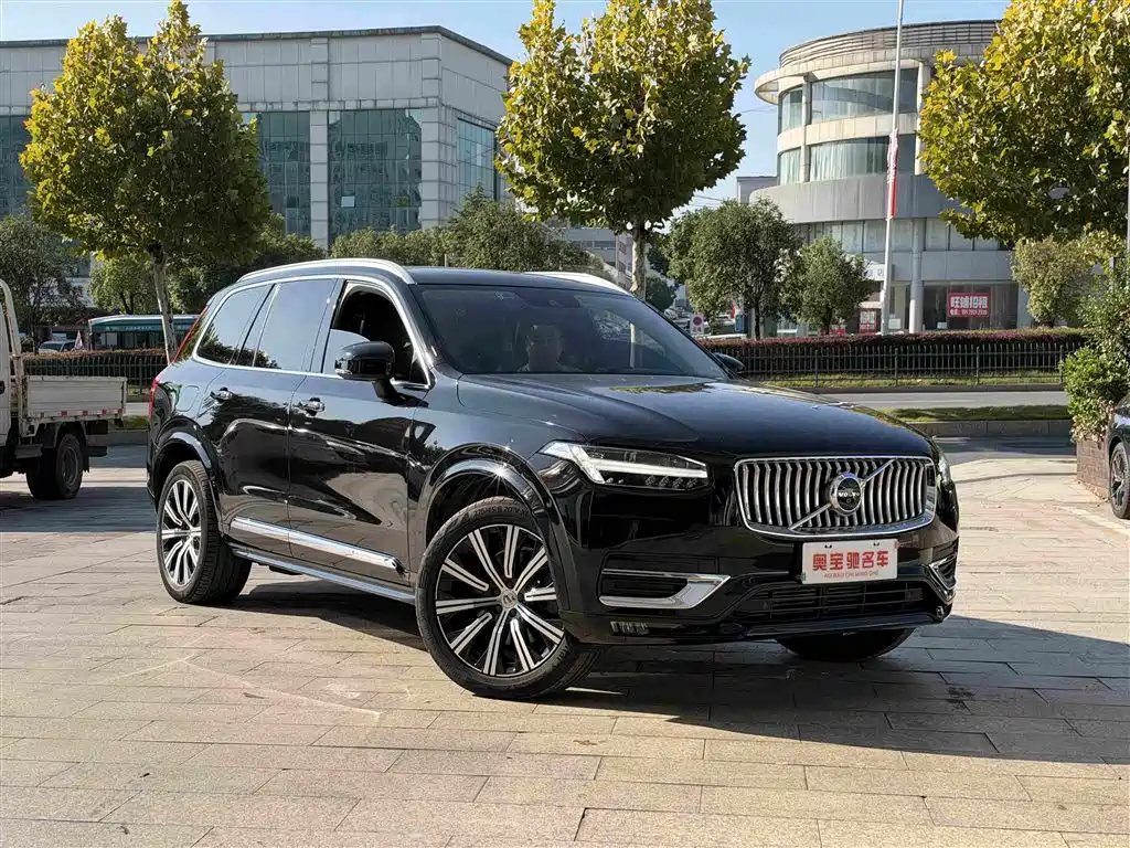 Volvo XC90 — миниатюра 3
