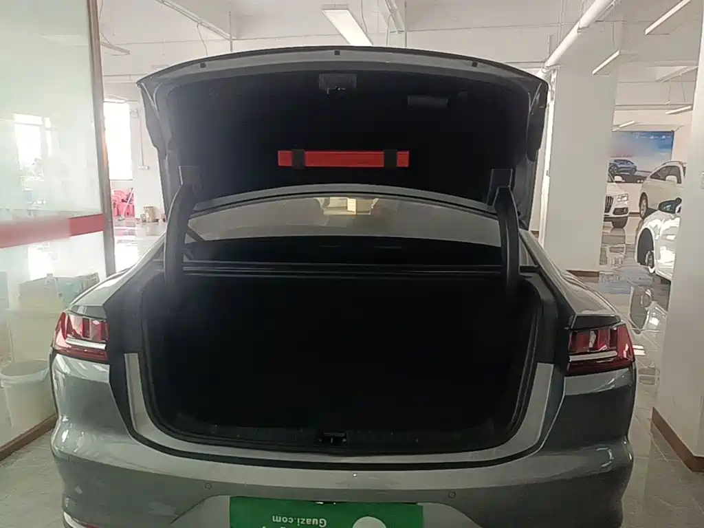 BYD Han — миниатюра 19