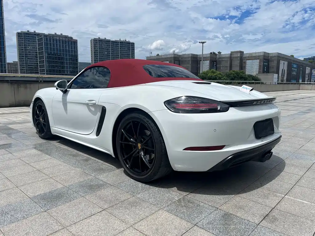 Porsche 718 2022 Boxster 2.0T