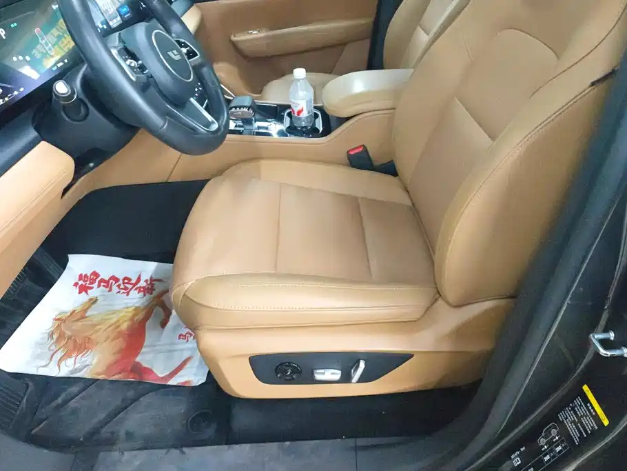 Li Auto Li ONE — миниатюра 9