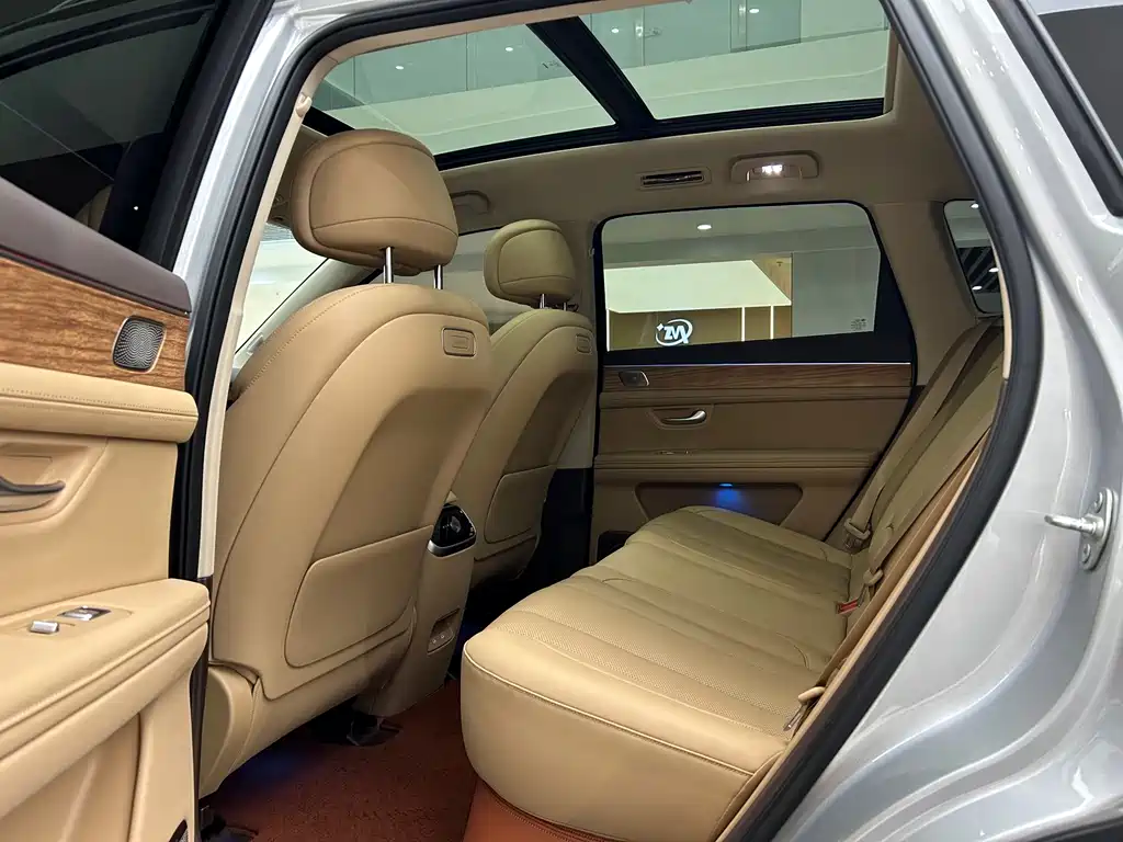 AITO ASK THE WORLD M7