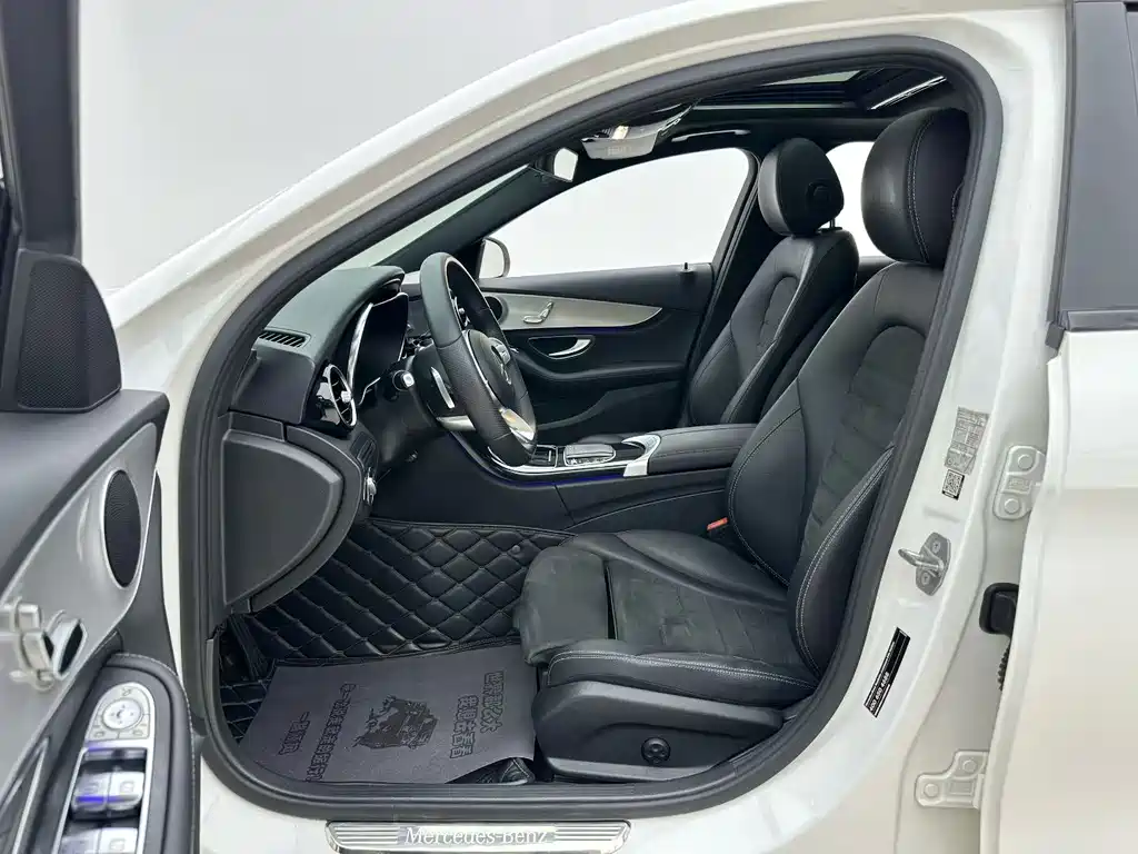 Mercedes-Benz C-Class — миниатюра 3