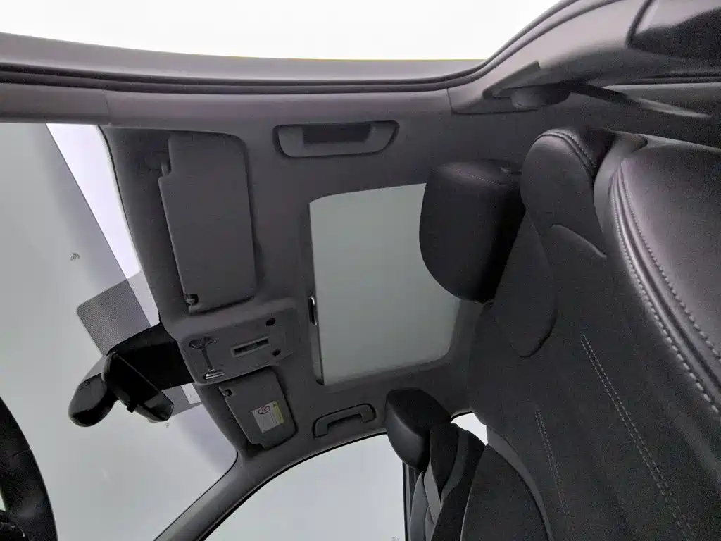 Audi Q2L — миниатюра 14