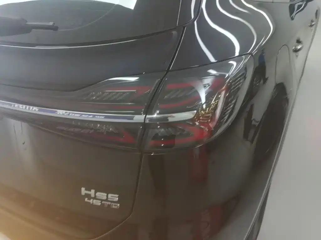 Hongqi Hongqi HS5 — миниатюра 8