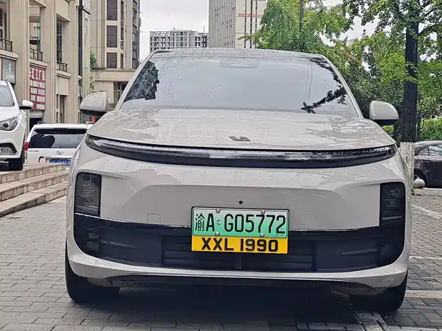 IDEAL CAR IDEAL L6 2024