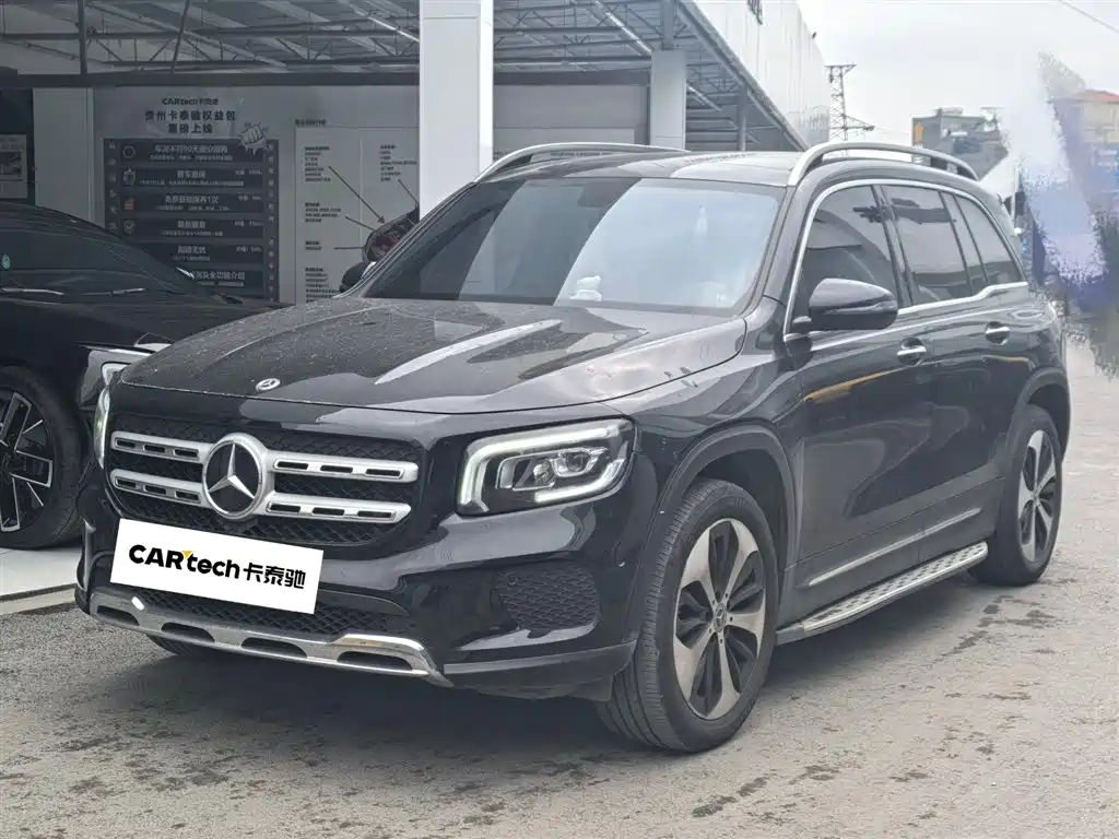 Mercedes-Benz GLB 2023