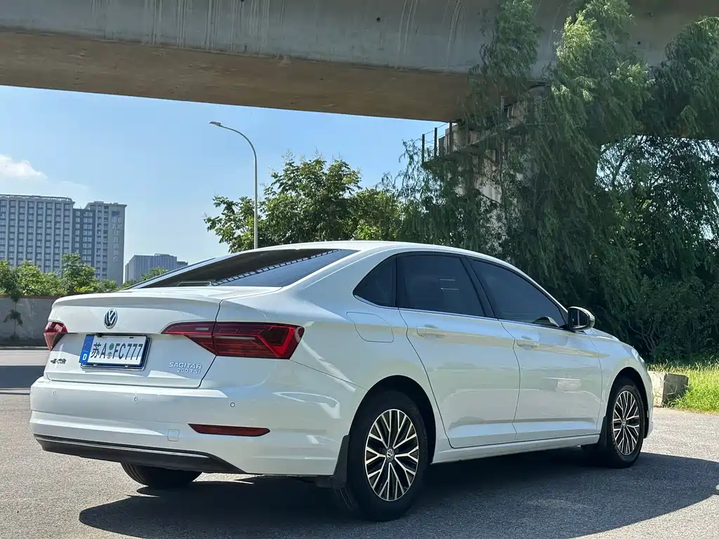 Volkswagen Sagitar — миниатюра 17