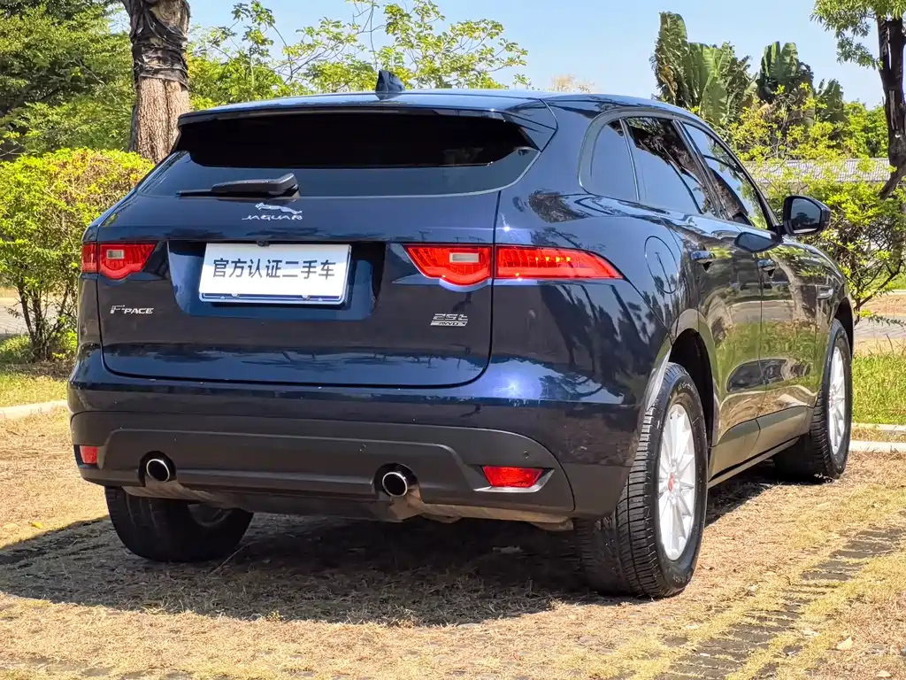Jaguar F-PACE — миниатюра 7