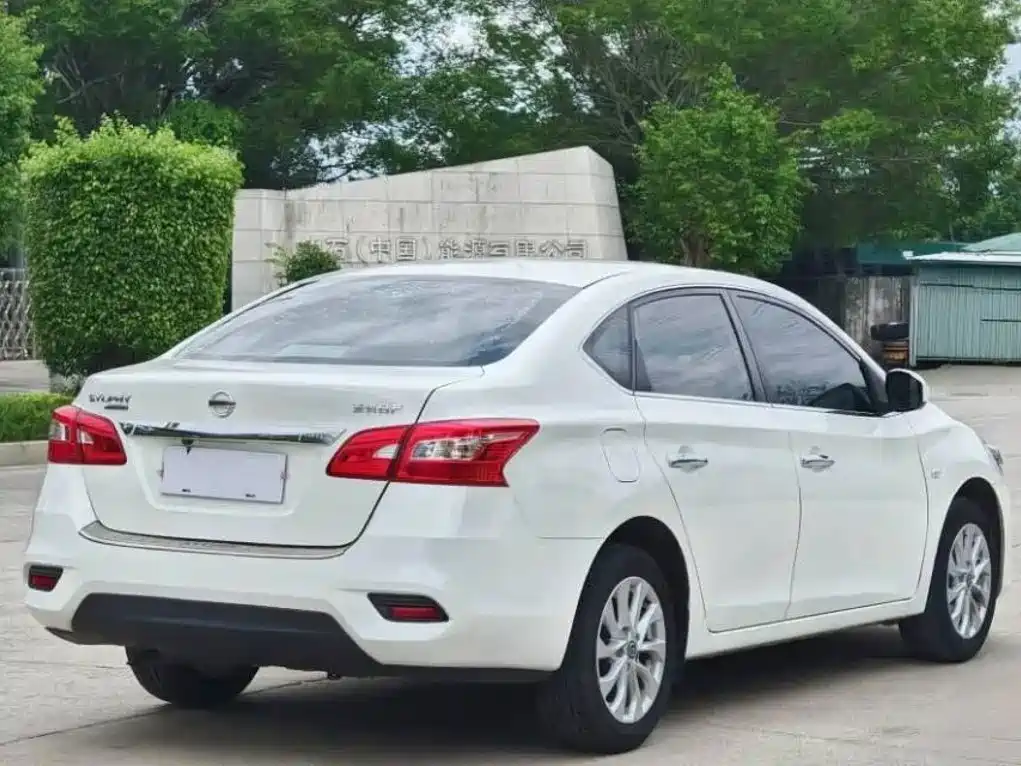 Nissan Sylphy — миниатюра 7