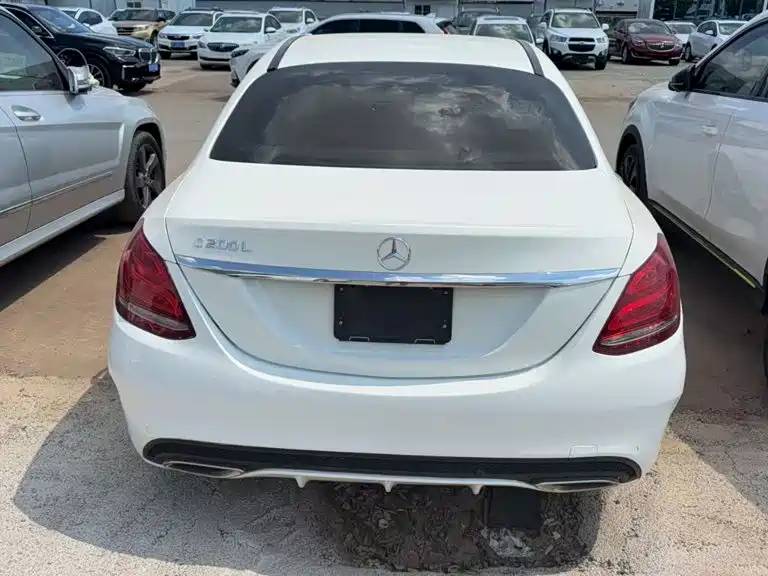 Mercedes-Benz C-Class — миниатюра 8