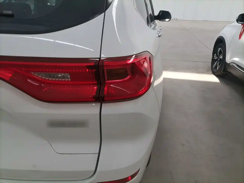 Haval M6 — миниатюра 8