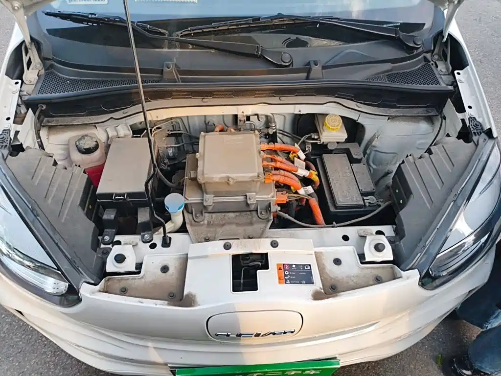Roewe Clever — миниатюра 16