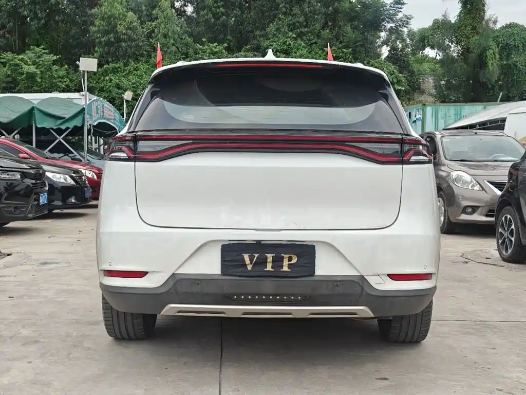 BYD Tang — миниатюра 8